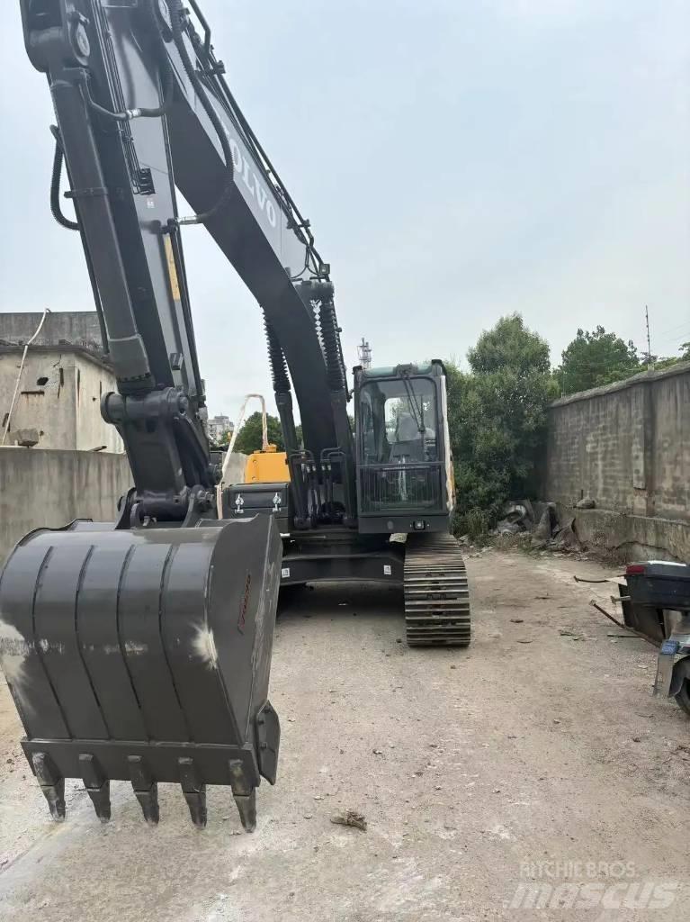 Volvo EC 210 Mini excavators  7t - 12t