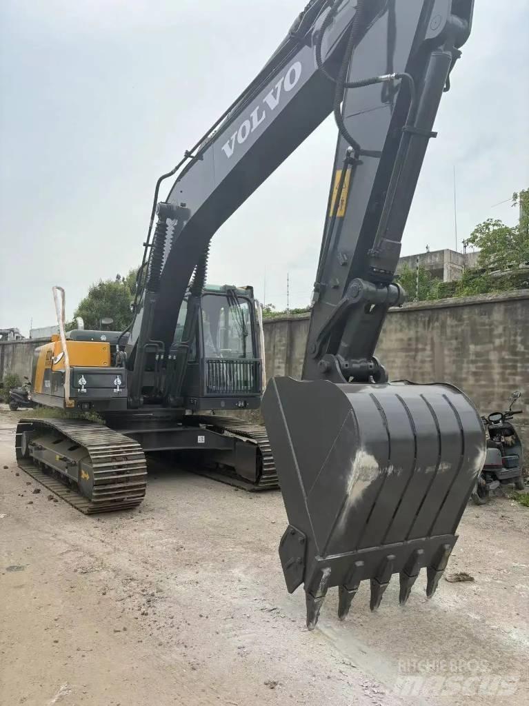 Volvo EC 210 Mini excavators  7t - 12t