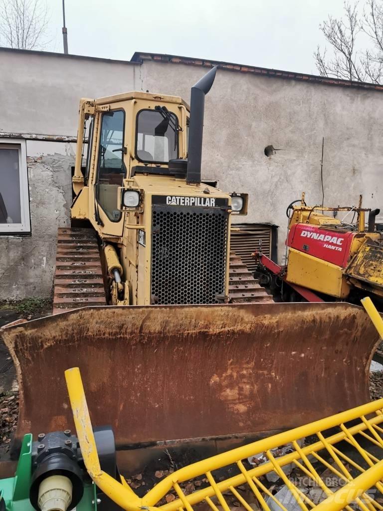 CAT D 4 H Crawler dozers
