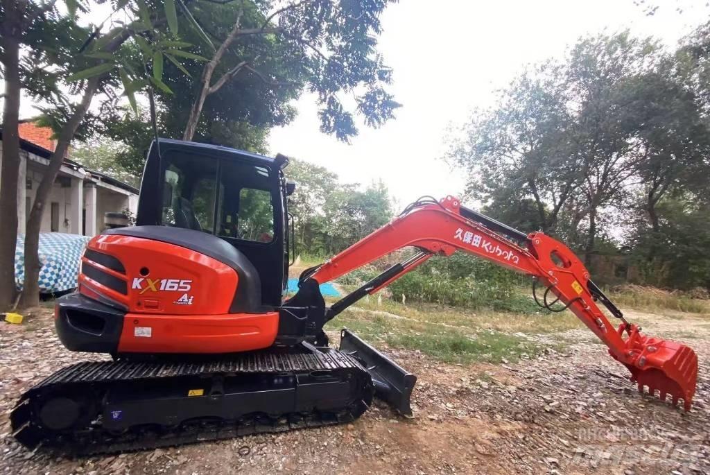 Kubota 165 Crawler Excavators