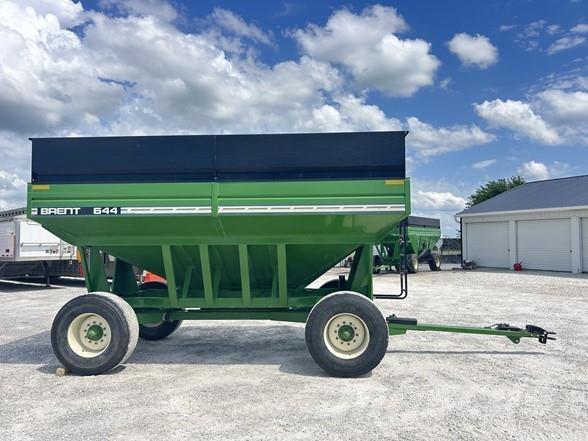Brent 644 Grain / Silage Trailers