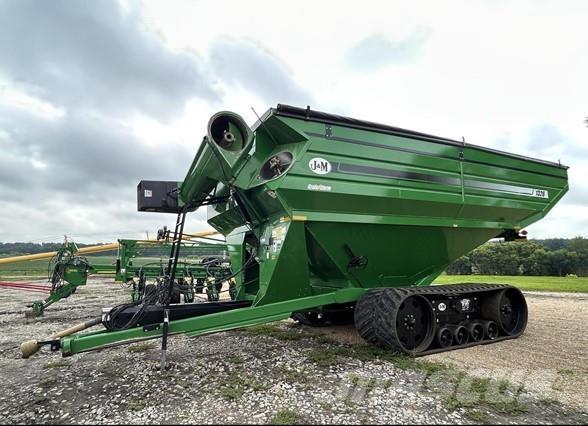 J&M 1326-22T Grain / Silage Trailers