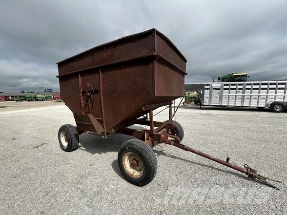 J&M 250 Grain / Silage Trailers