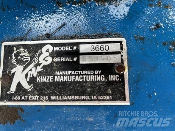 Kinze 3660ASD Planters