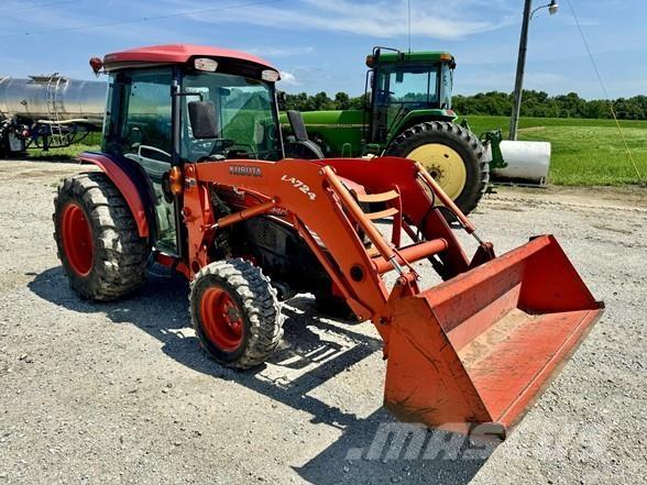 Kubota L3940 Tractors