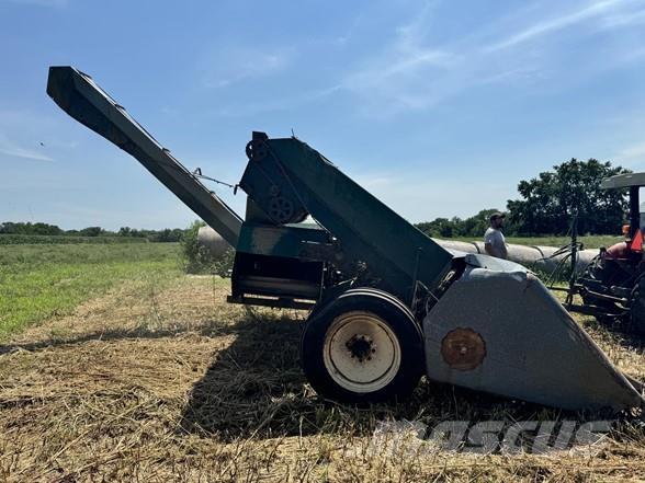 New Idea 330 Combine Attachments