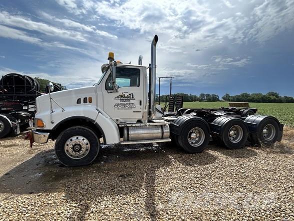 Sterling L9500 Conventional Trucks / Tractor Trucks
