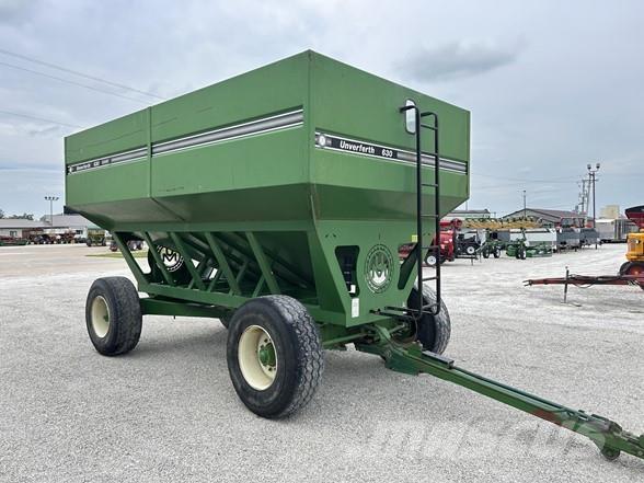 UNVERFERTH 630 Grain / Silage Trailers
