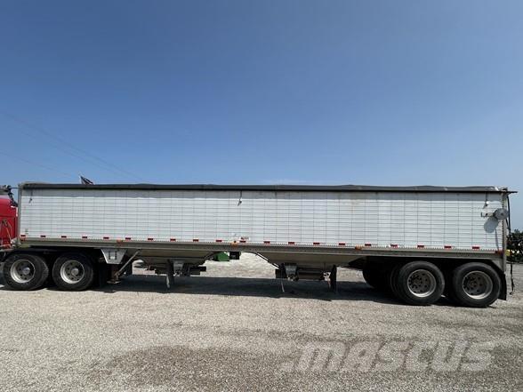 Wilson DWH-200 Grain / Silage Trailers