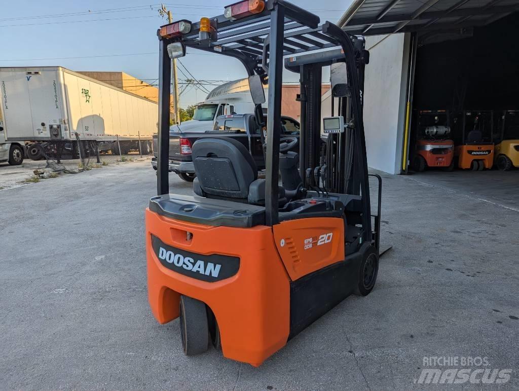Doosan B 20 T-7 Electric Forklifts