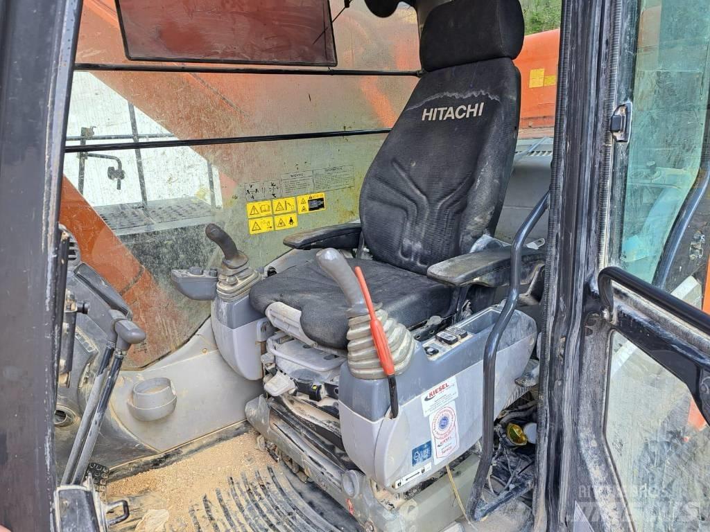 Hitachi ZX670ICH-5B Crawler Excavators