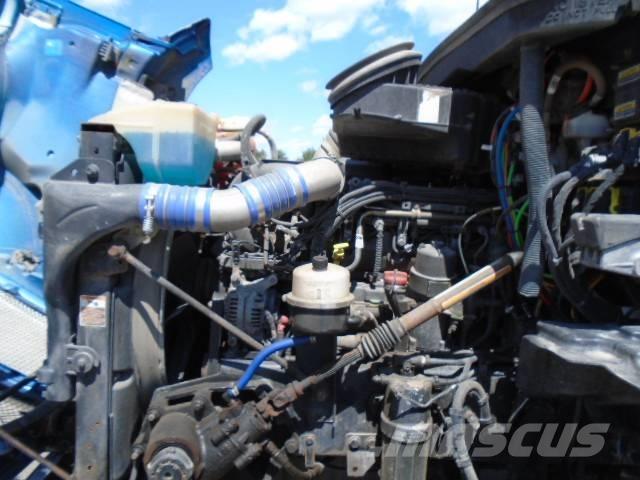 Kenworth T 680 Conventional Trucks / Tractor Trucks