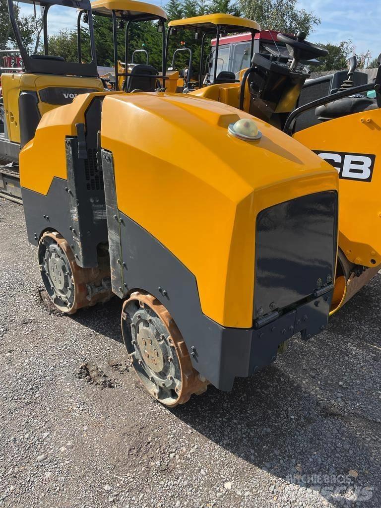 Ammann ARR 1575 Soil Compactors