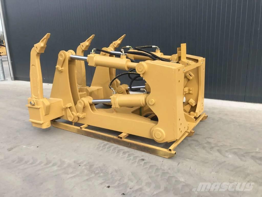 CAT D7H Rippers