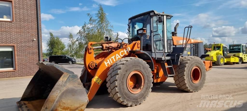 Hitachi ZW 220 Wheel Loaders