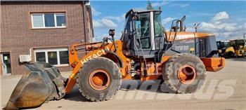 Hitachi ZW 220 Wheel Loaders