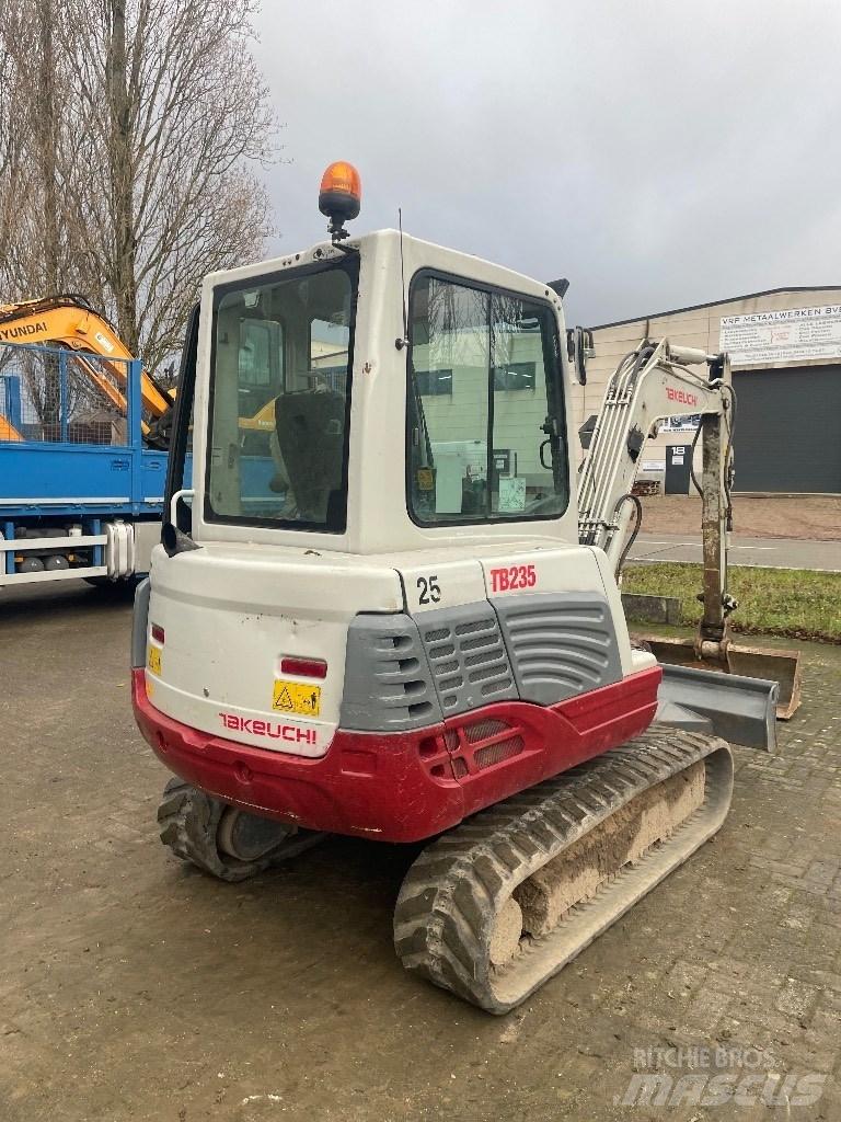 Takeuchi TB 235 Mini Excavators <7t (Mini Diggers)