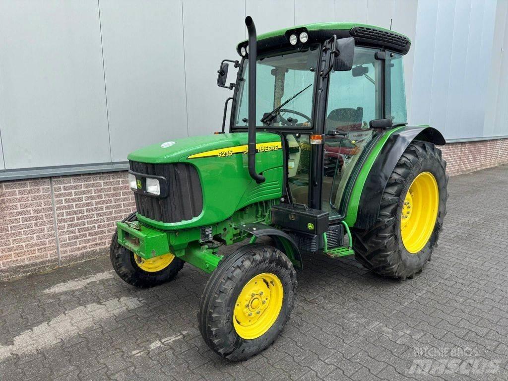 John Deere 5215 Automobiles / SUVS