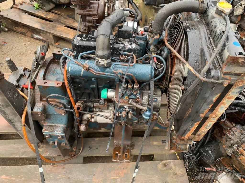 Kubota D 1105 ENGINE Engines