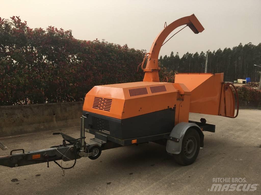 Jensen A425. Di Forestry Mulchers