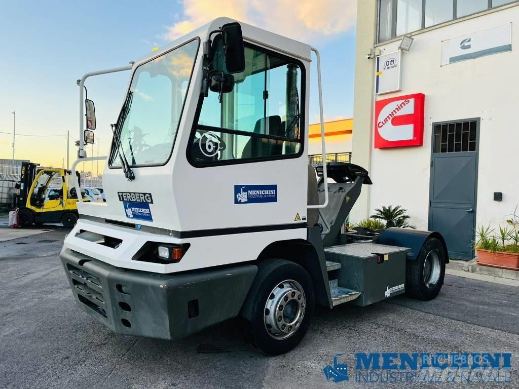 Terberg YT 222 Shunt Trucks