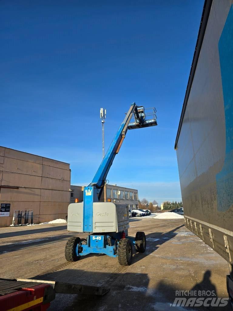 Genie S 45 Telescopic boom lifts