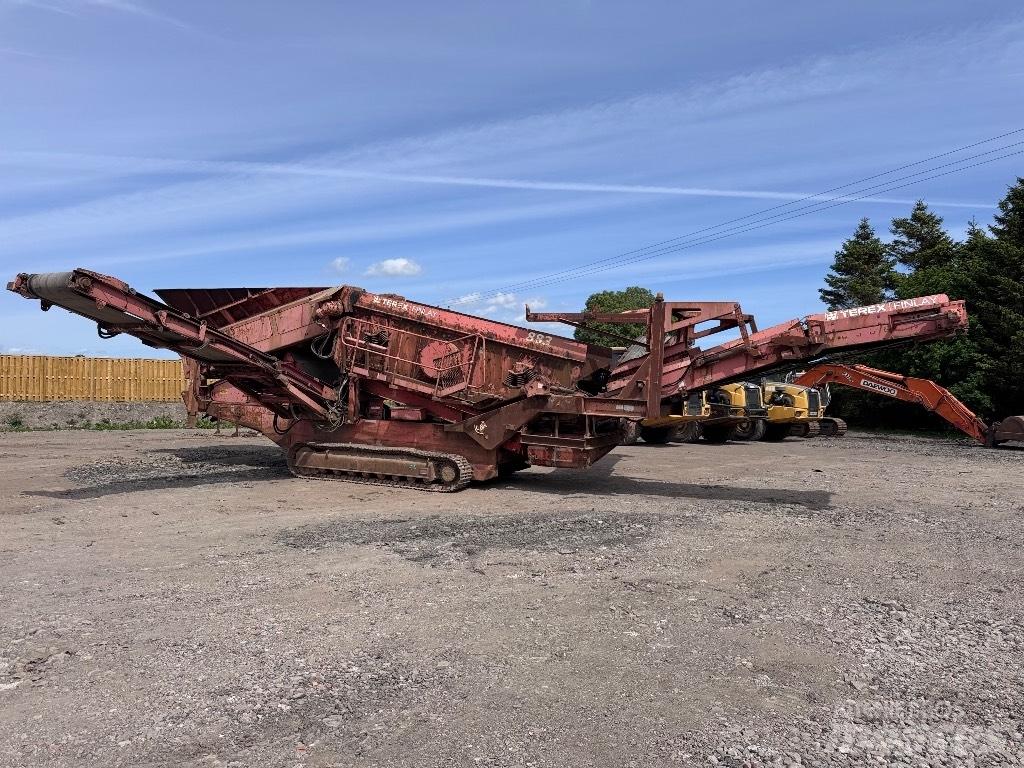 Terex Finlay 883 Screeners