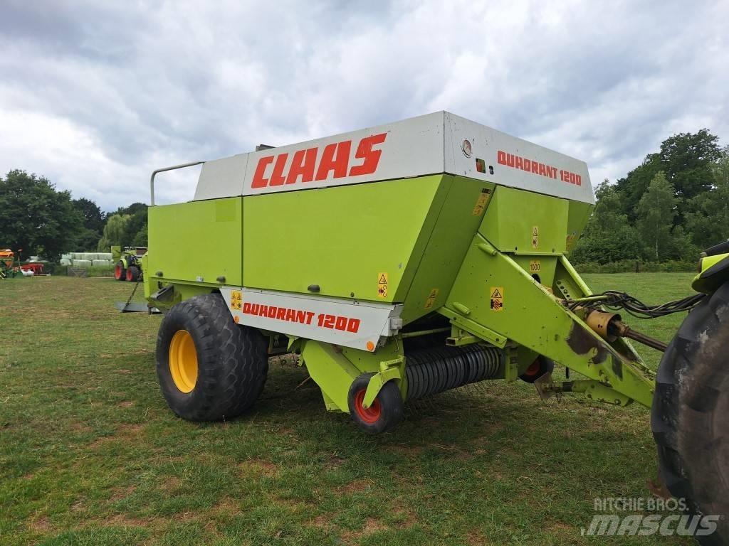 CLAAS Quadrant 1200 Square Balers