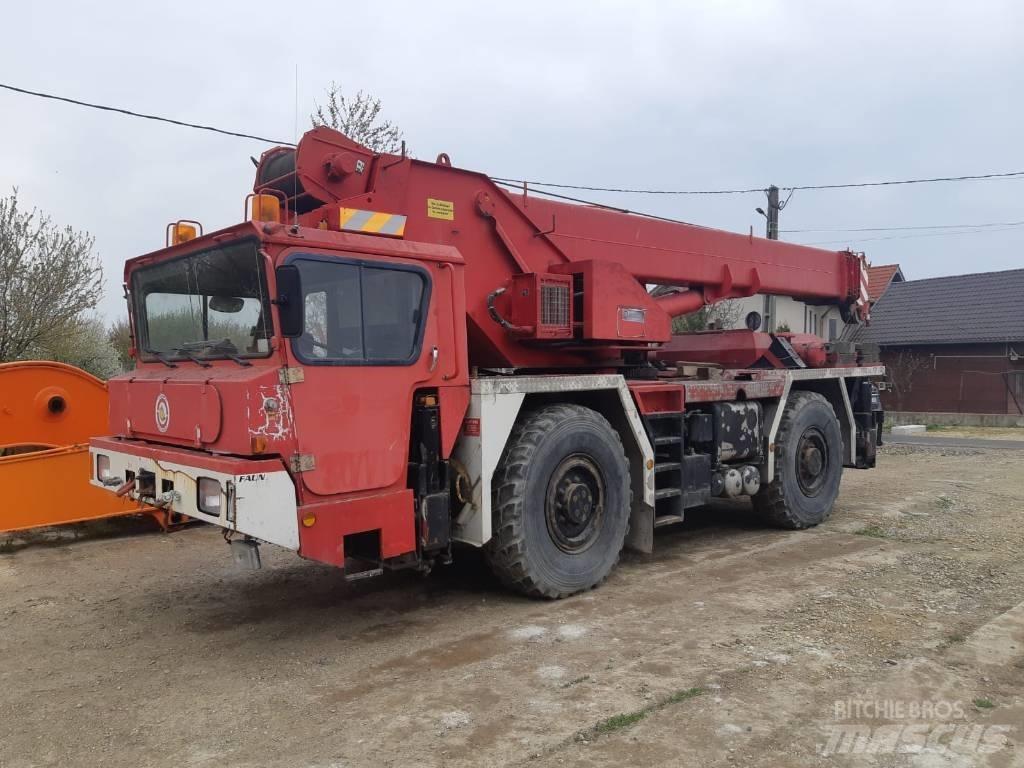 Faun RTF30 Mobile and all terrain cranes
