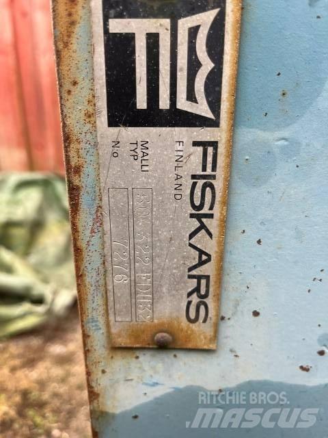 Fiskars 4x8 Disc Harrows