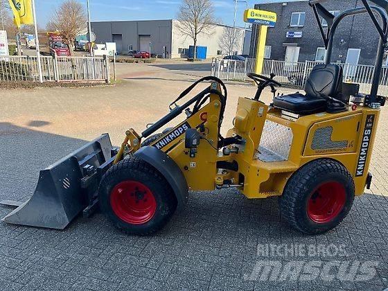Knikmops KM 130 Mini Loader