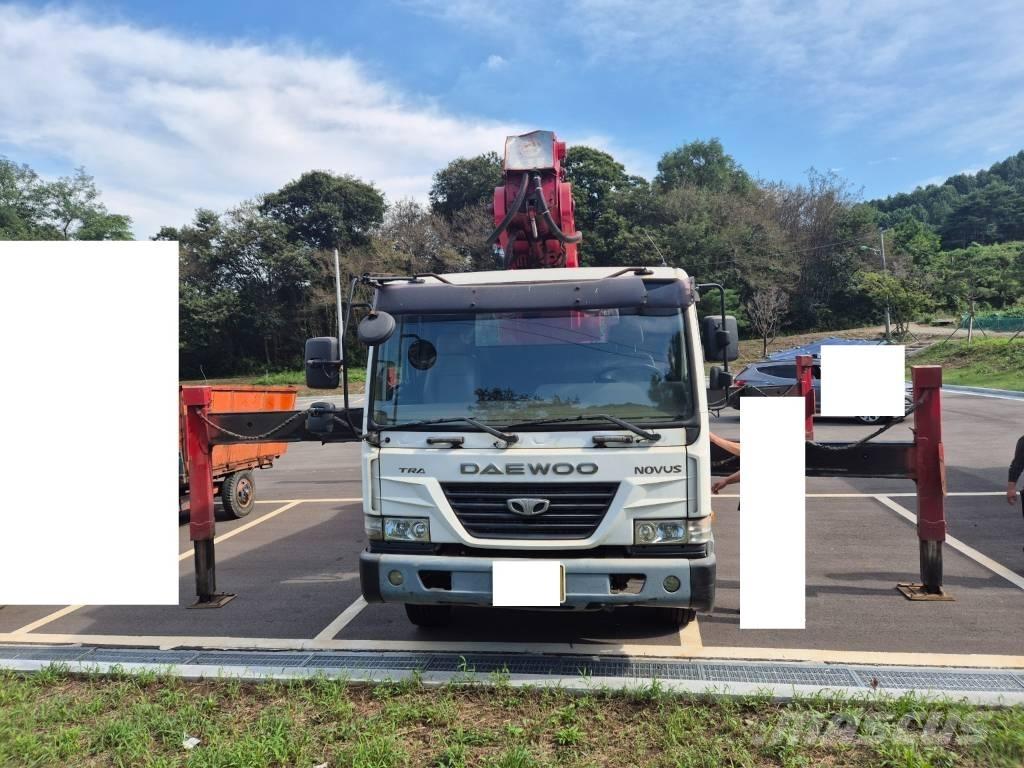 Horyong SKY450 Truck Mounted Aerial Platforms