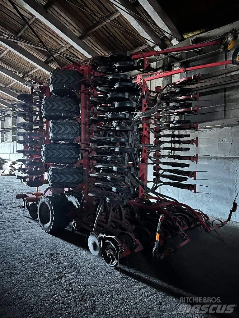 Väderstad Spirit800S Farm Drills