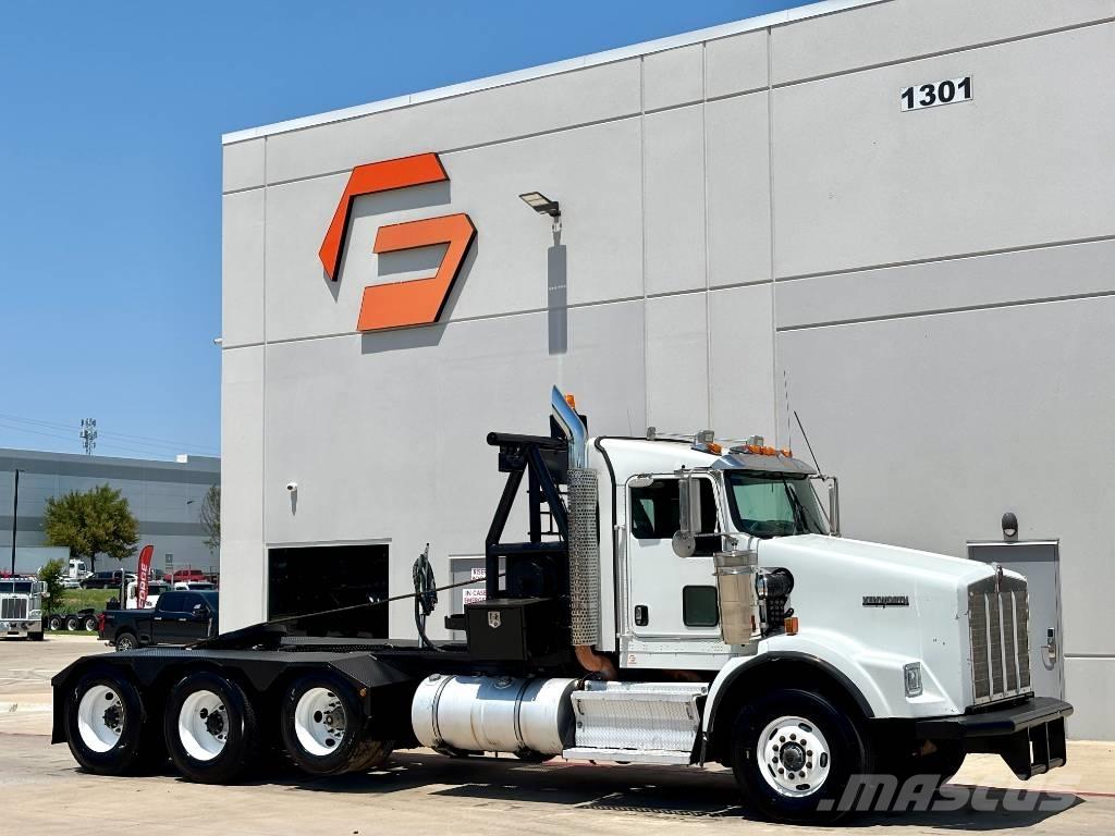 Kenworth T 800 Tow Trucks / Wreckers