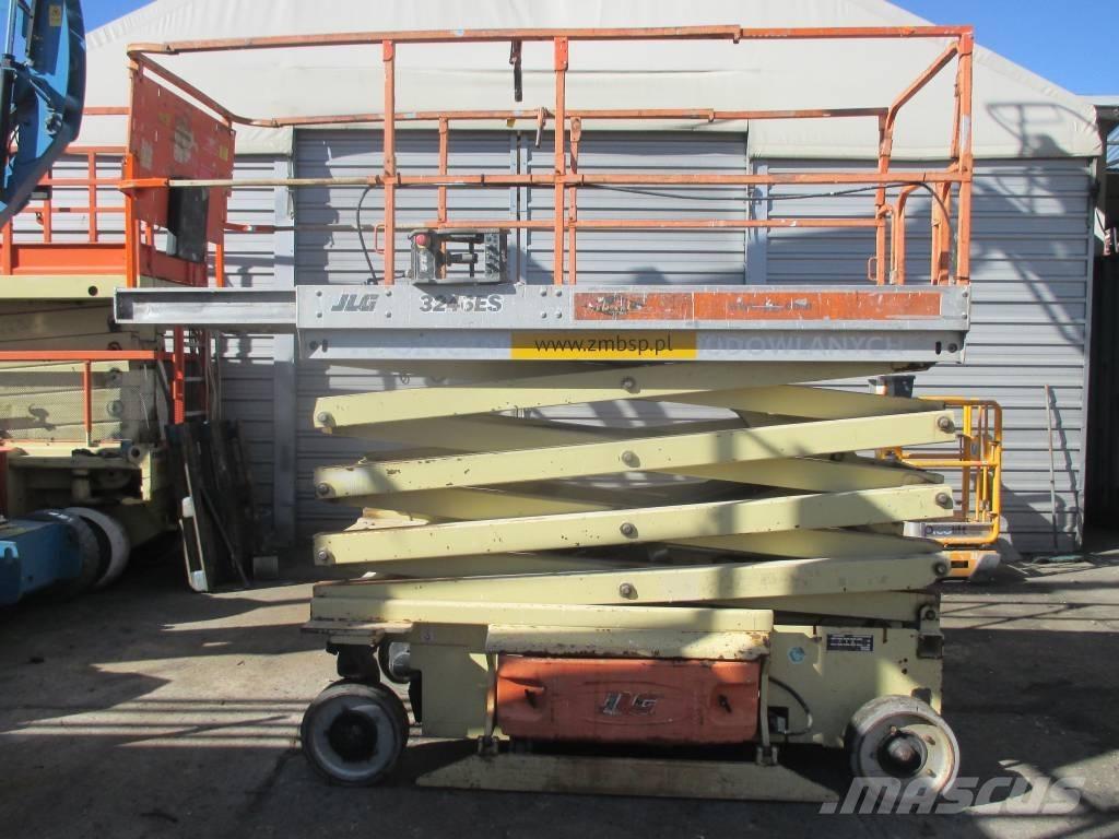 JLG 3246 ES Scissor Lifts