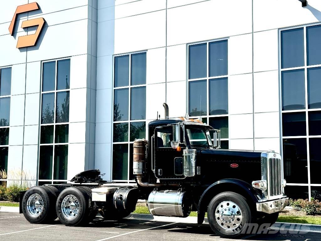 Peterbilt 388 Conventional Trucks / Tractor Trucks