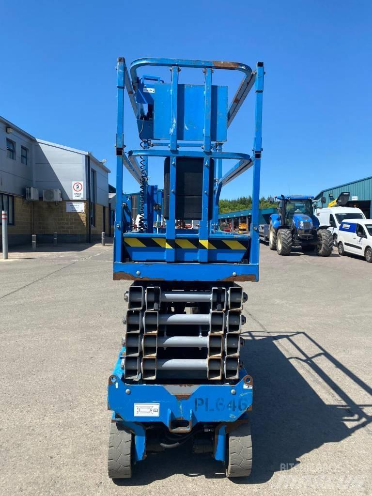 Genie GS 3232 Scissor Lifts