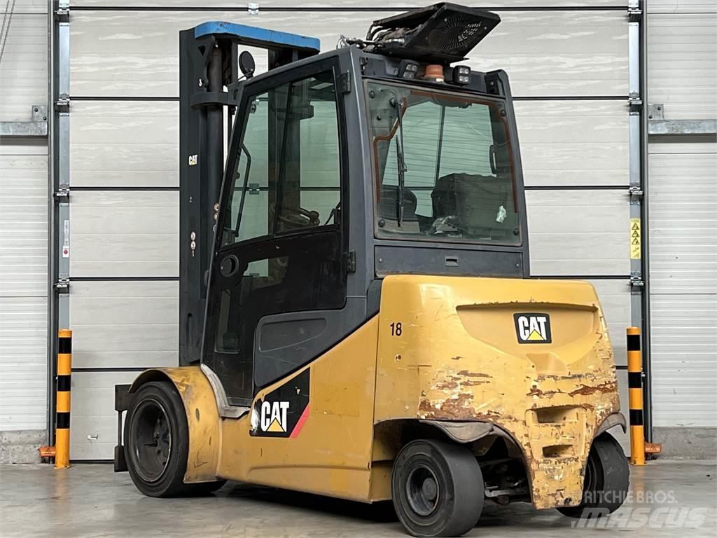 CAT erpillar EP40 Electric Forklifts