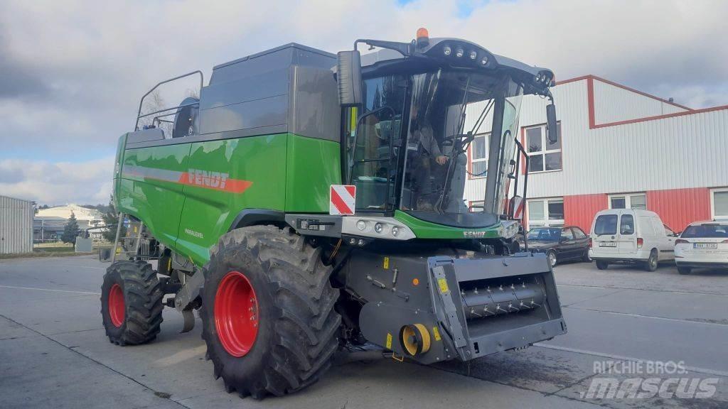Fendt 6335 C PL Combine Harvesters