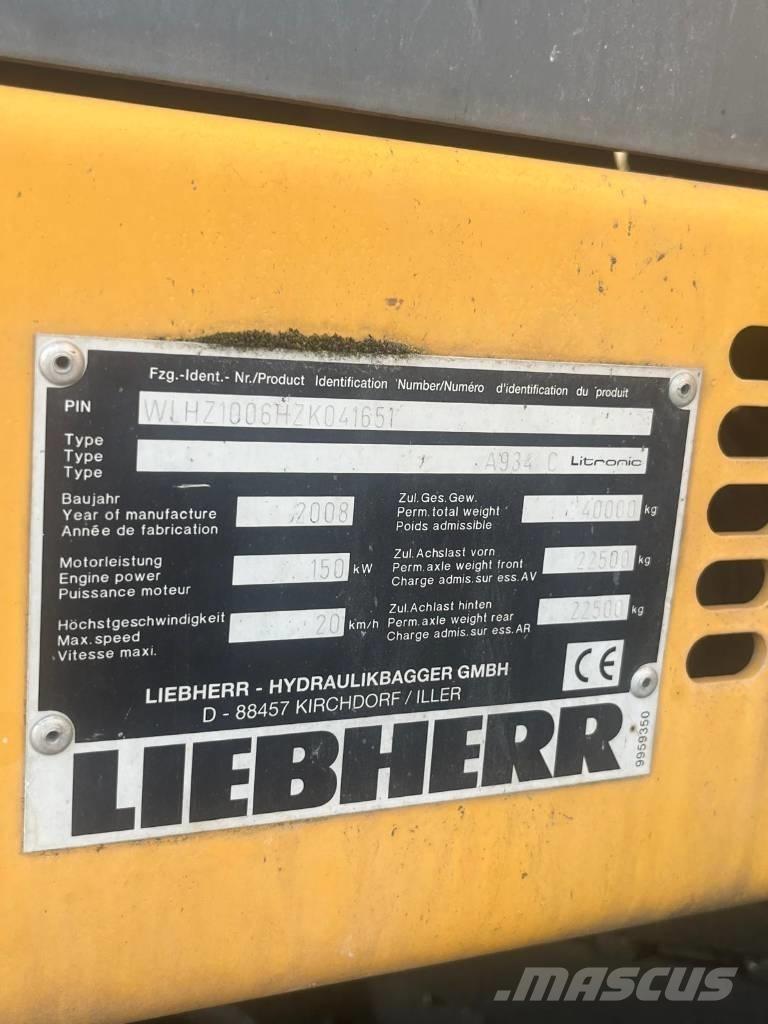 Liebherr A 934 C Waste / Industry Handlers