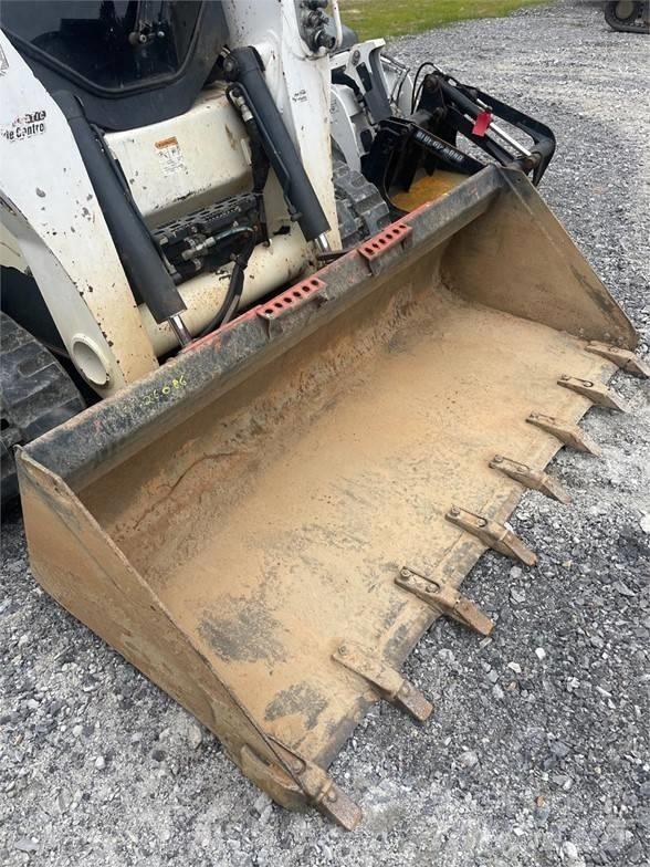 Bobcat T870 Skid Steer Loaders