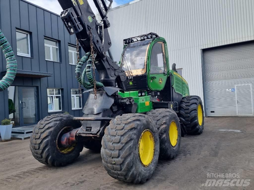 John Deere 1270 G Harvesters