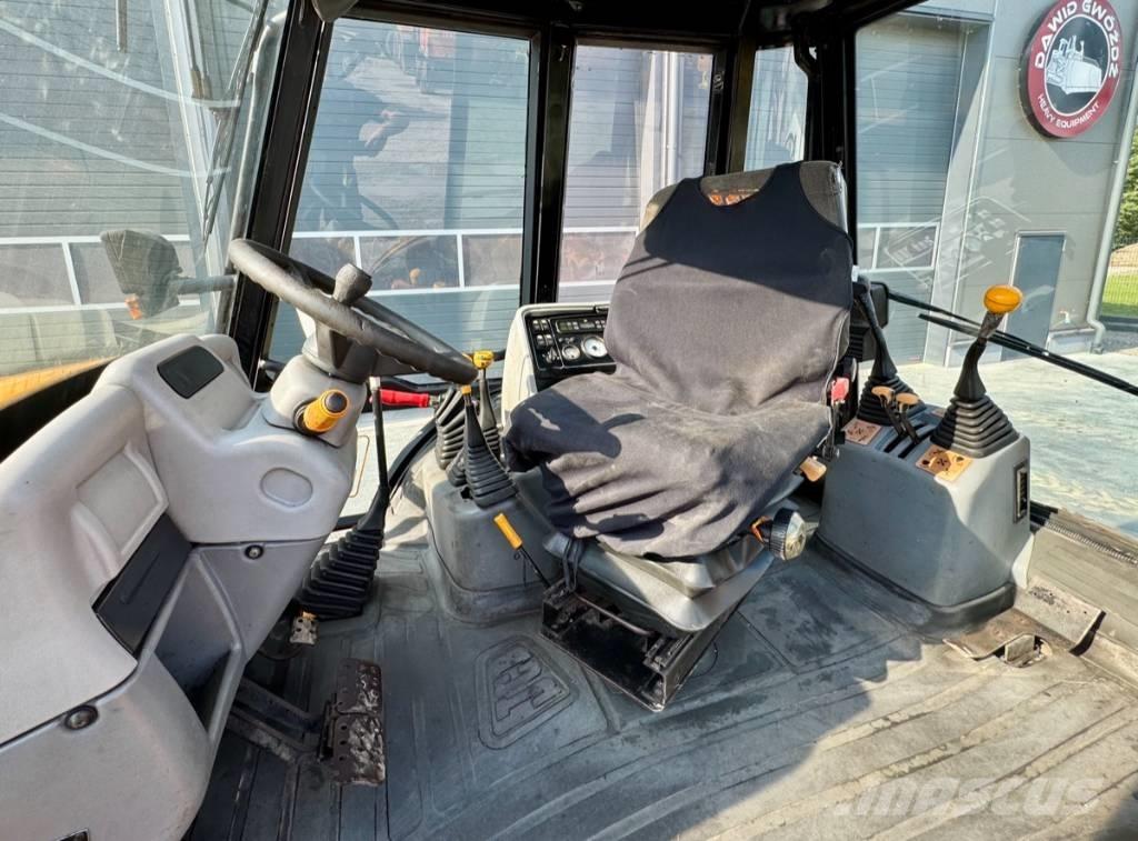 JCB 3 CX Backhoe Loaders