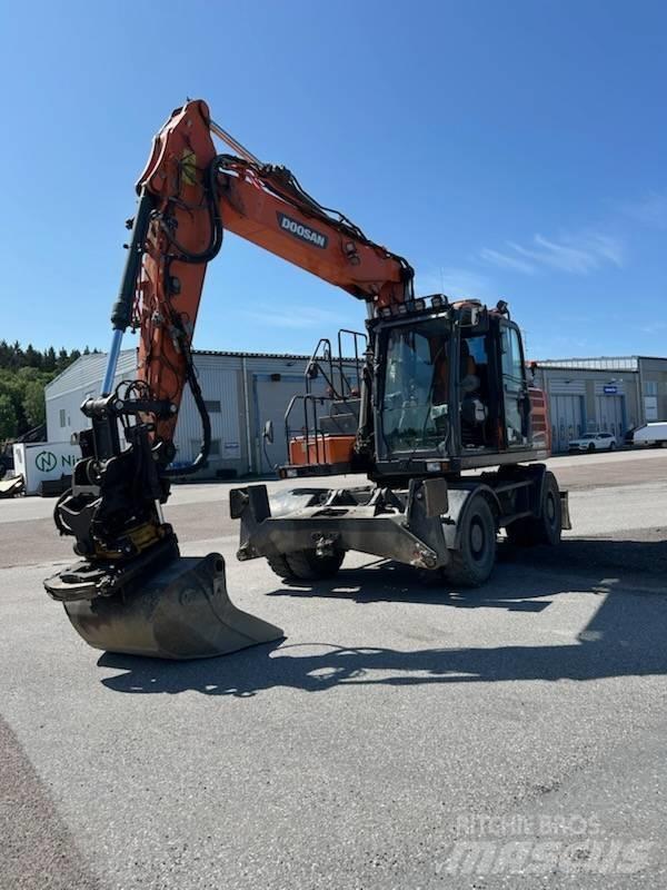Doosan DX 160 w-5 Wheeled Excavators