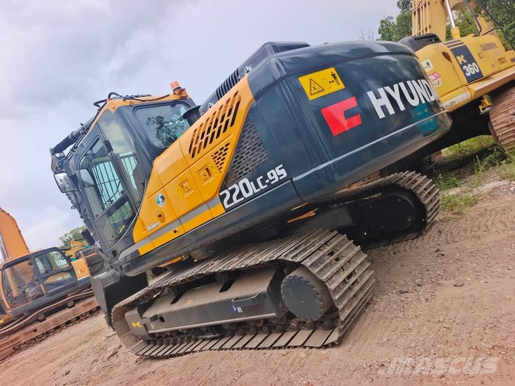 Hyundai 220LC-9S Crawler excavators