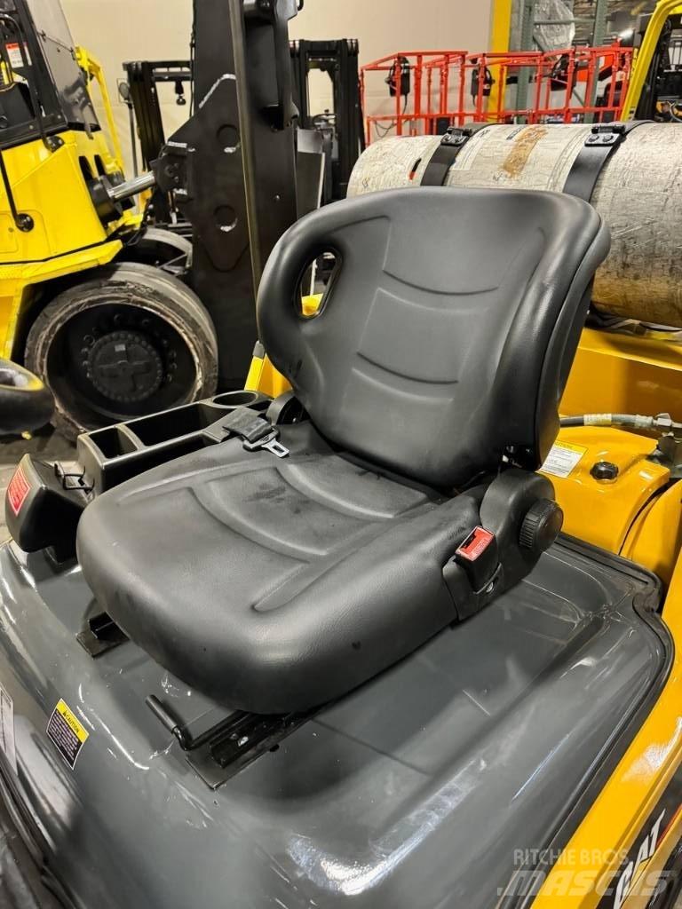 CAT FGC33N Misc Forklifts