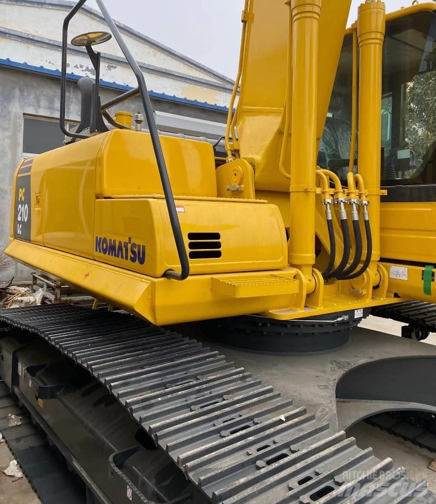 Komatsu PC210LC-8M0 Crawler Excavators