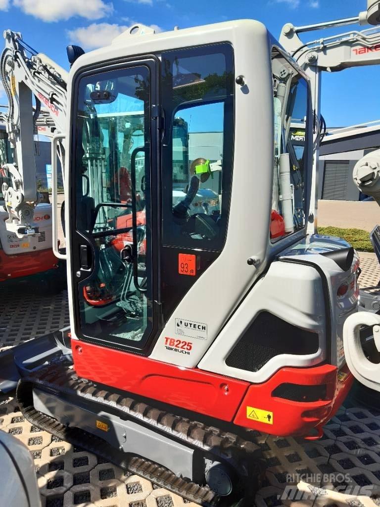 Takeuchi TB225 V3 Mini Excavators <7t (Mini Diggers)