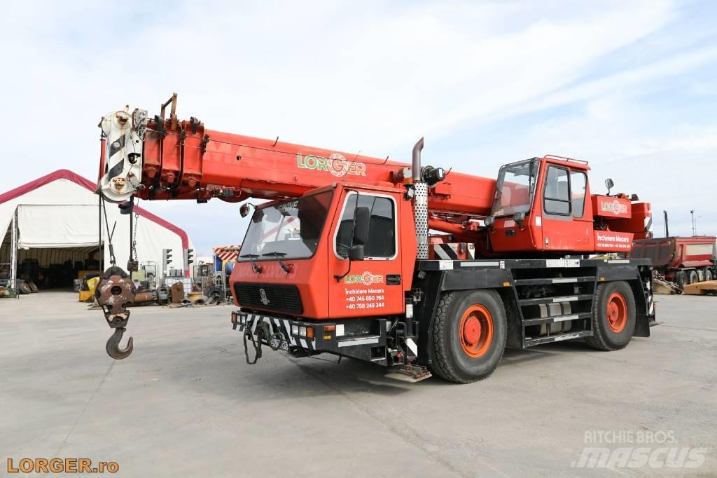 Grove GMK 2035 Mobile and all terrain cranes