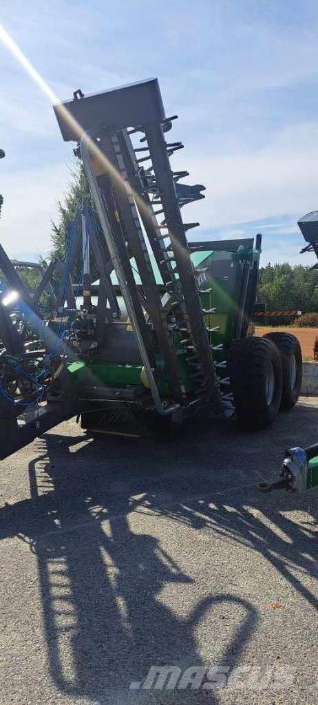Kivi-Pekka KP 7 FD Stone Pickers